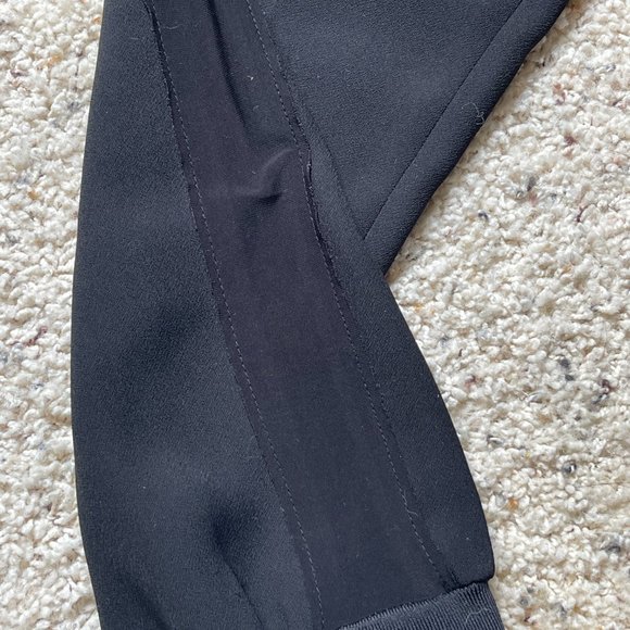 Tahari women’s black ankle pants in black size small. - Picture 4 of 7